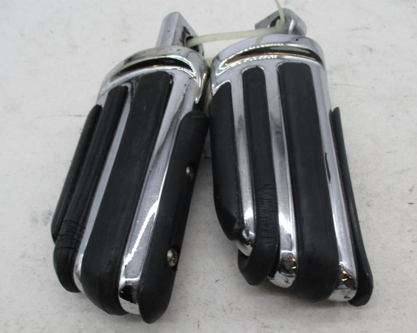 Pair of Harley Davidson Genuine Chrome Foot Pegs Highway Pegs