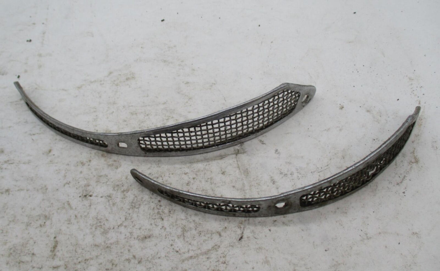 Pair of BSA Triumph Air Scoops Gauze Leading Shoe Brake Plate 37-3444