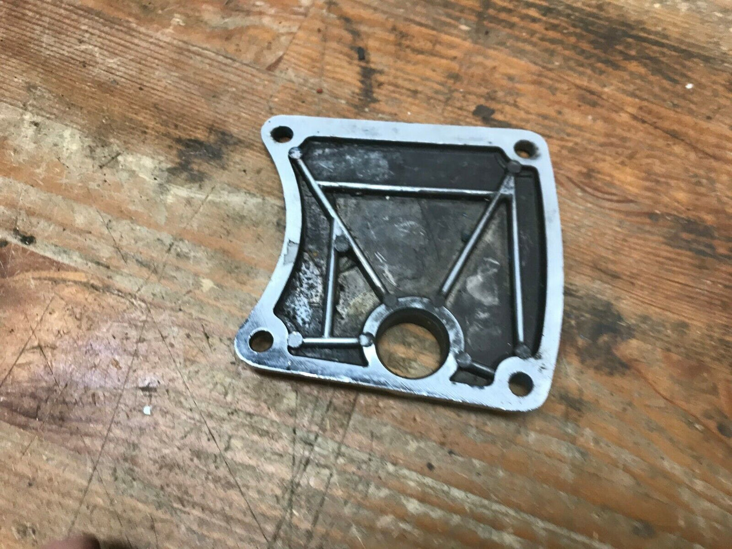HARLEY DAVIDSON CHROME PRIMARY INSPECTION COVER w/ Foot Peg Hole Mount point