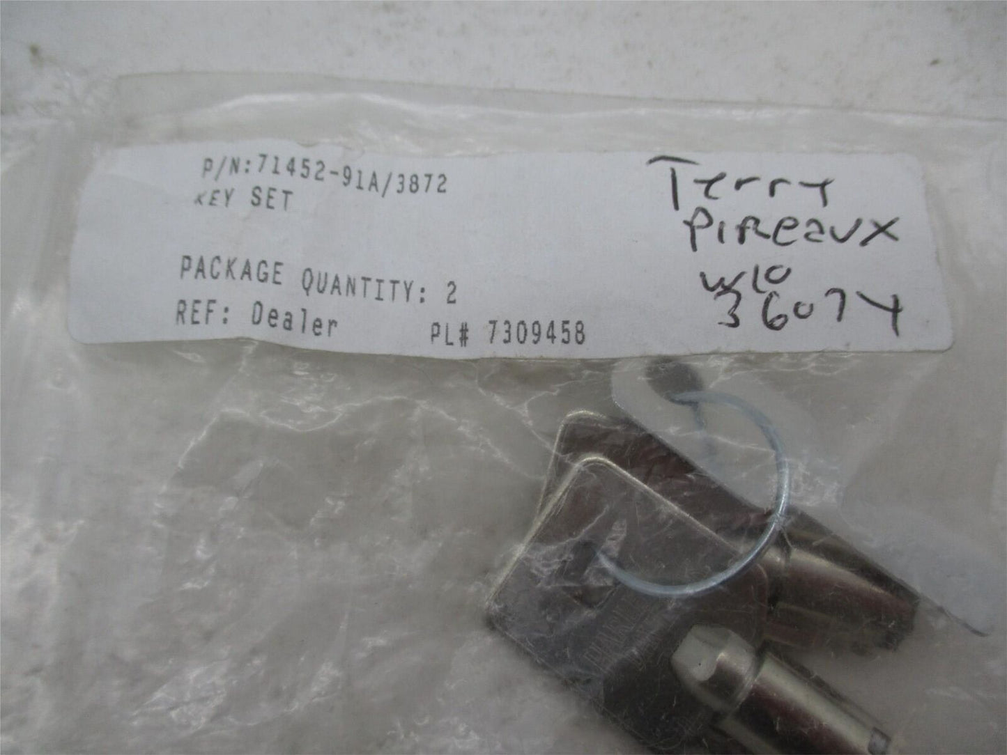 Harley Davidson Genuine NOS Ignition Key Set 71452-91A Code 3872