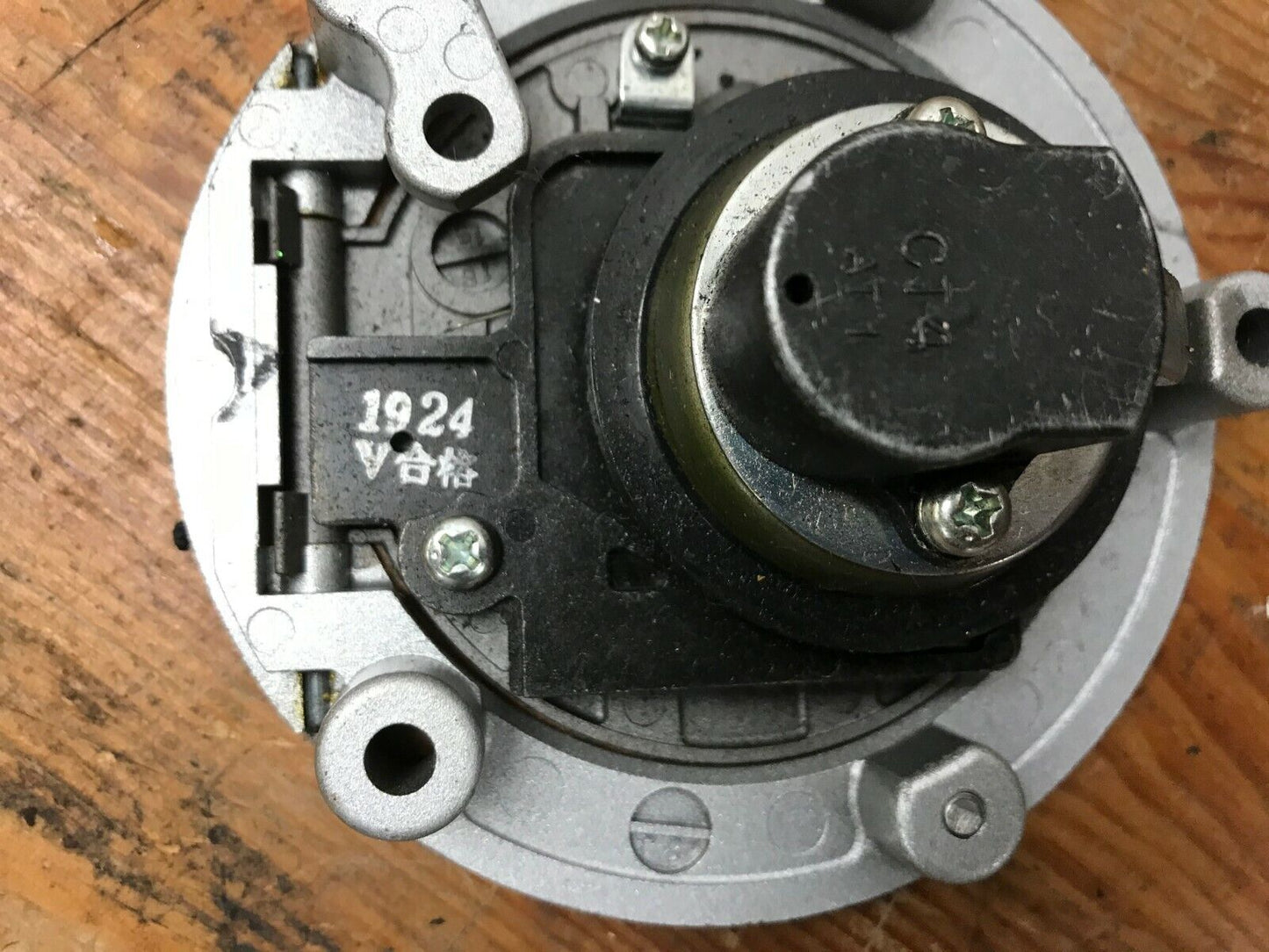 Ducati gas fuel tank lid plug lock Cap  CT4-103  **NO KEY fits multiple models
