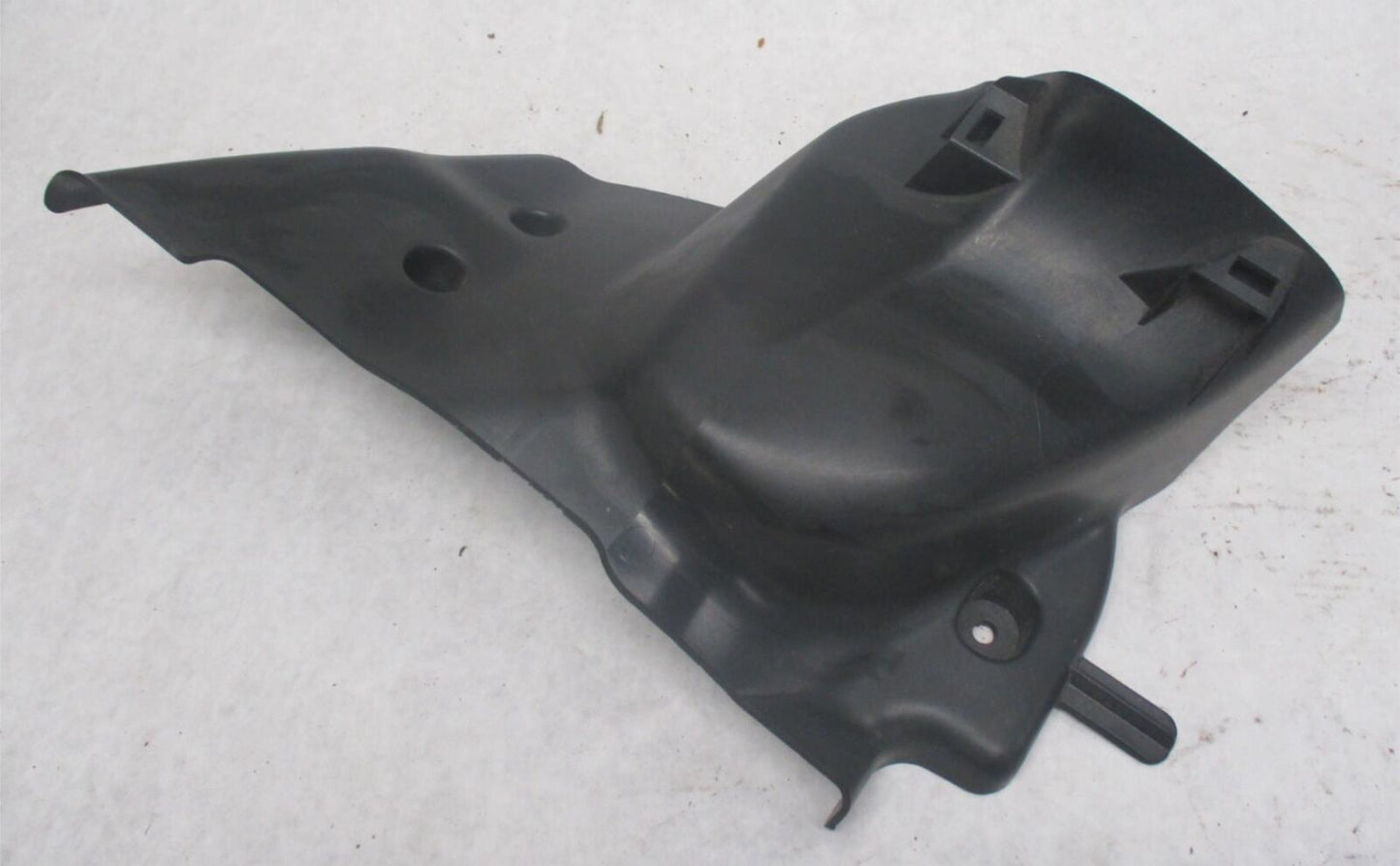 Harley Davidson Electra Glide Left Side Radiator Air Duct 26800008