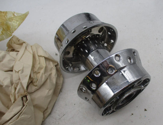 Harley Davidson Genuine NOS Chrome Front Center Wheel Hub 40988-00