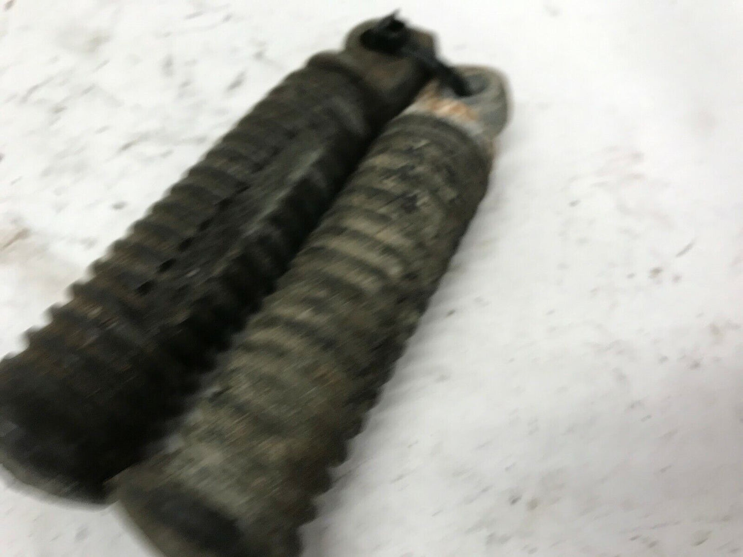 Pair Harley Shovelhead Sportster Foot Pegs Foot Rests Rubber Simple Round