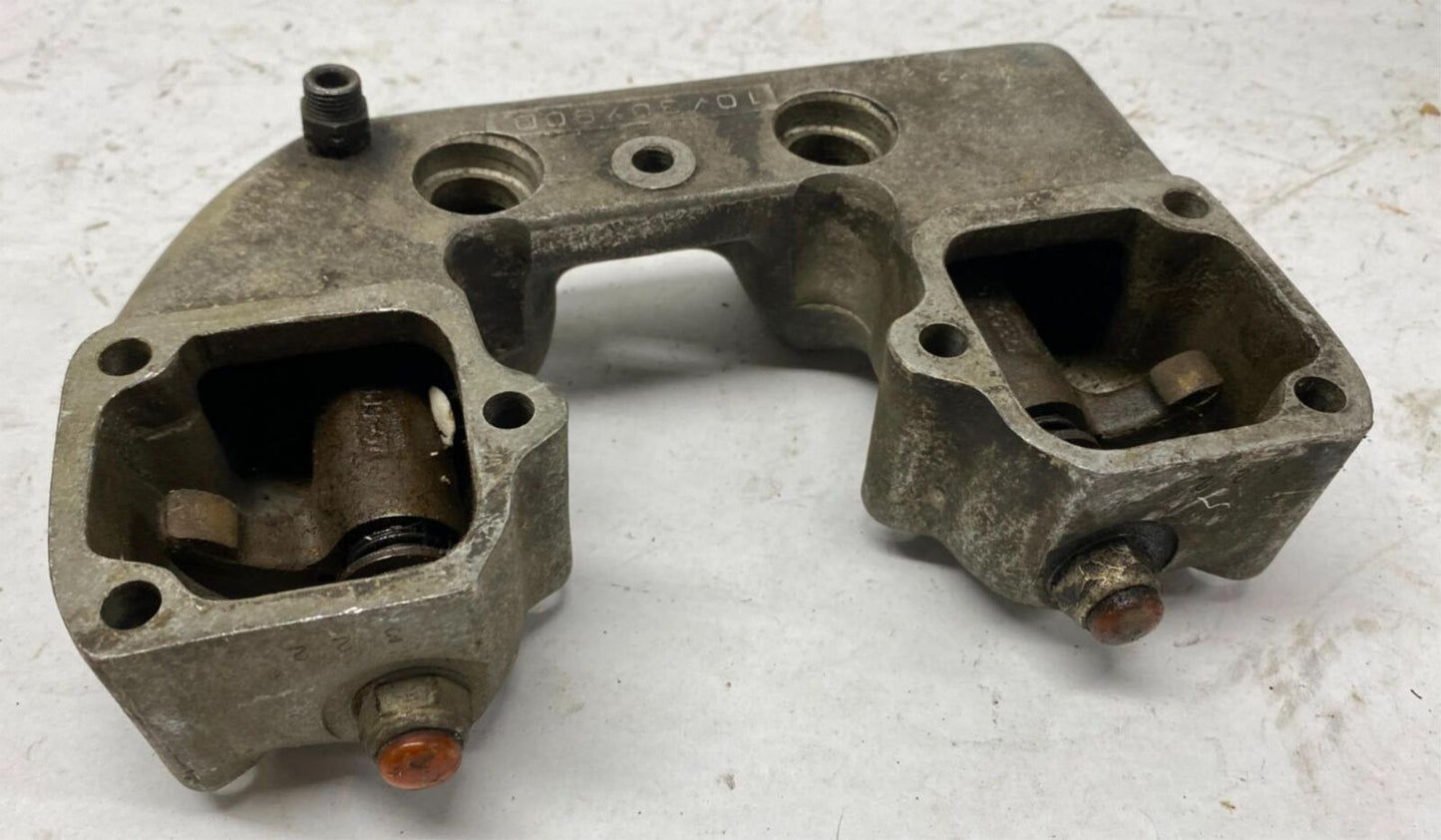 Harley Davidson Ironhead Valve Rocker Cover w/ Rockers 17512-71