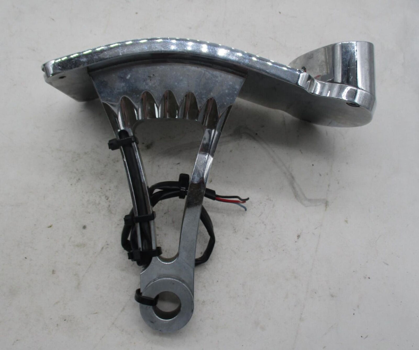 Harley Davidson Chopper Chrome Curved Axle Mounted Chrome License Plate Bracket