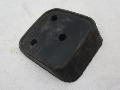 Harley Davidson Dyna Sportster 3 Hole Rubber Wedge Block License Plate Mount
