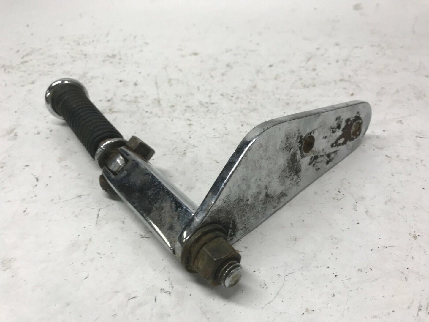 One Harley Shovelhead Foot Highway Pegs Foot Rest Ribbed Extensions & Brackets