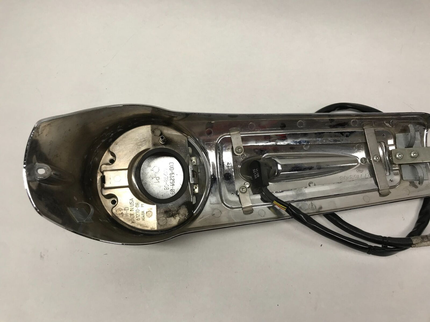 Harley Gas Fuel Tank Dash Console Screamin Eagle 61270-08 / 61278-08 / 77153-08