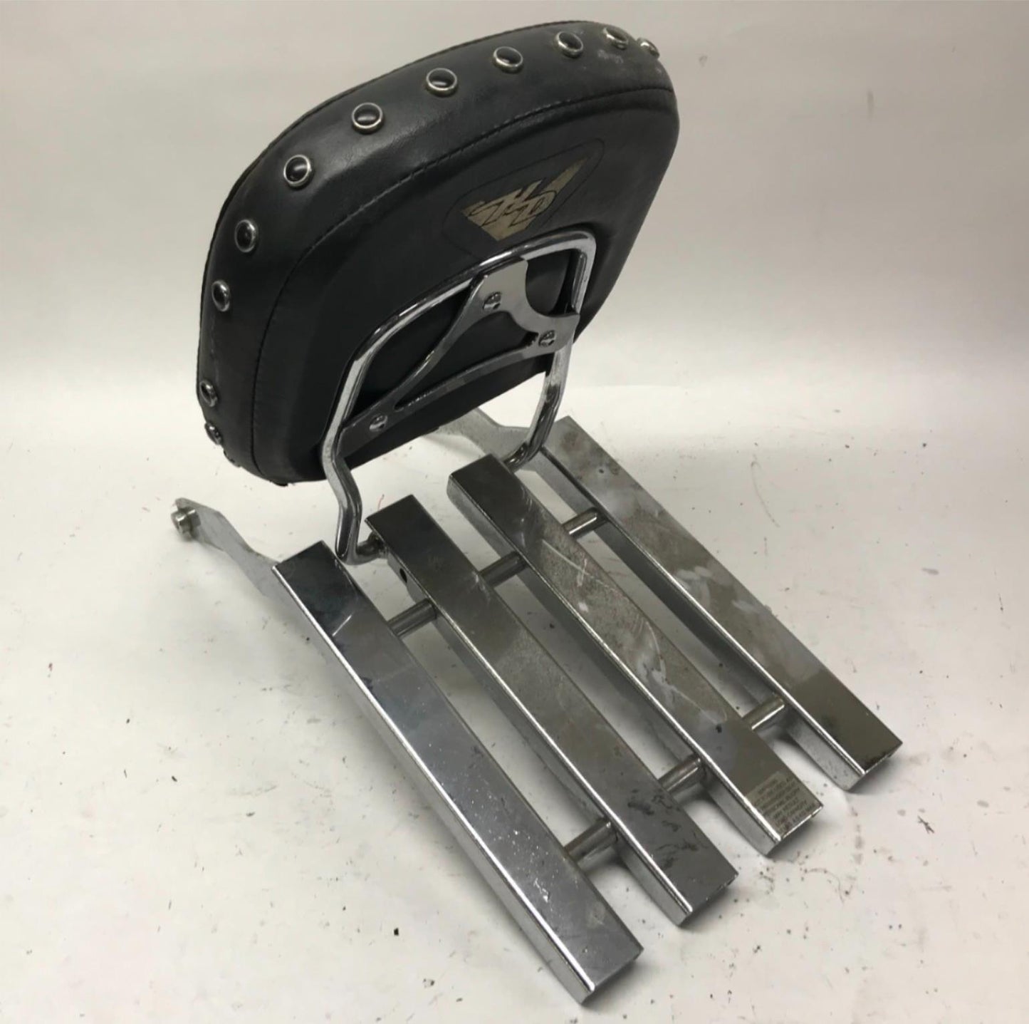 Harley Davidson Touring FLHT FLTR FLHR Backrest Luggage Rack 53341-97 52709-97