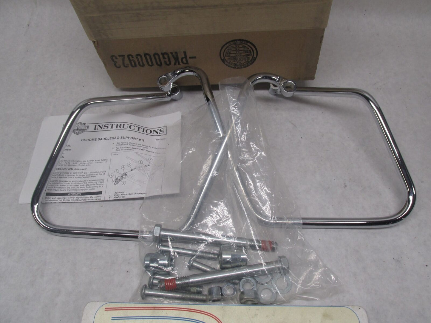 Harley Davidson Genuine NOS Chrome Saddlebag Support Kit Dyna FXD 08+ 91017-10