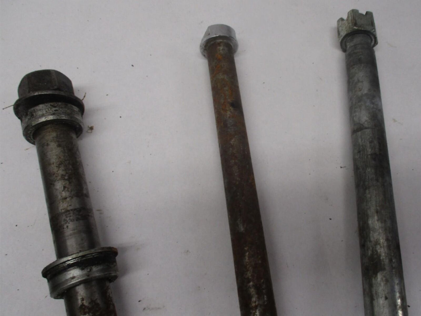 Mixed Lot of (5) Harley Front / Rear Wheel Axles Softail Dyna Sportster #1