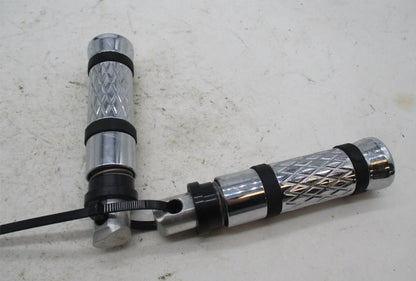 Pair of Harley Davidson Custom Style Chrome Diamond Pattern Round Pegs