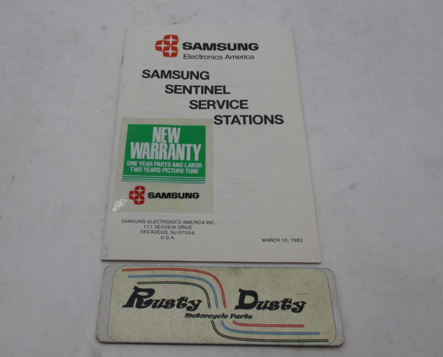 Vintage 1982 Samsung Electronics Sentinel Service Stations Book