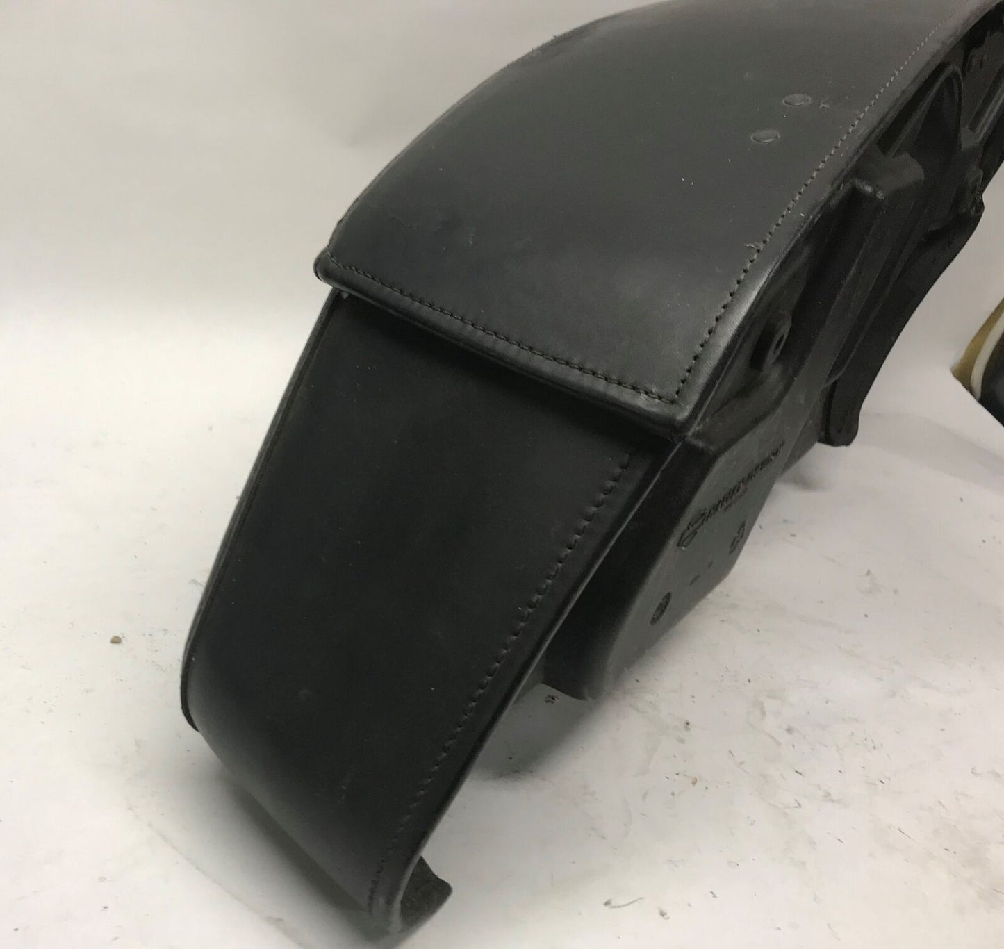 Harley 07395 Left Side Hand Leather OEM Luggage Saddle Bag