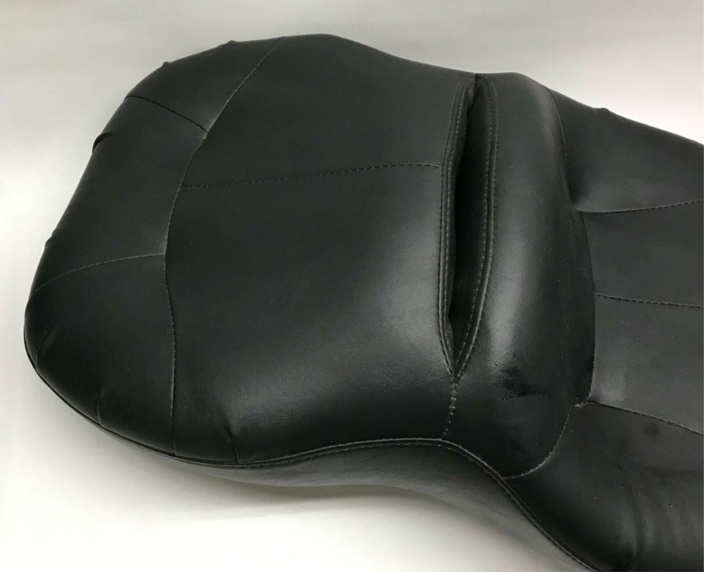 Harley Davidson Touring OEM Pillow Seat Stock Electra Glide