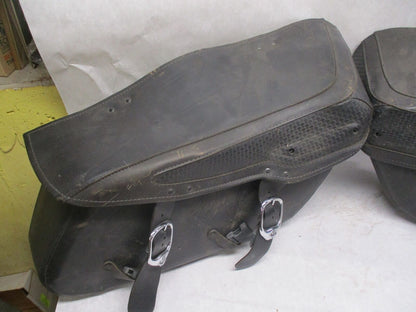 Harley Davidson Genuine Road King Leather Saddlebags 07396 RH 07395 LH