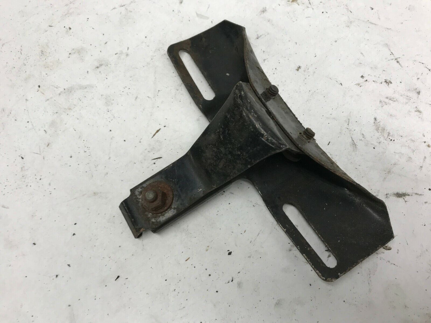 Harley FXD Dyna  Rear License Plate Mount Bracket