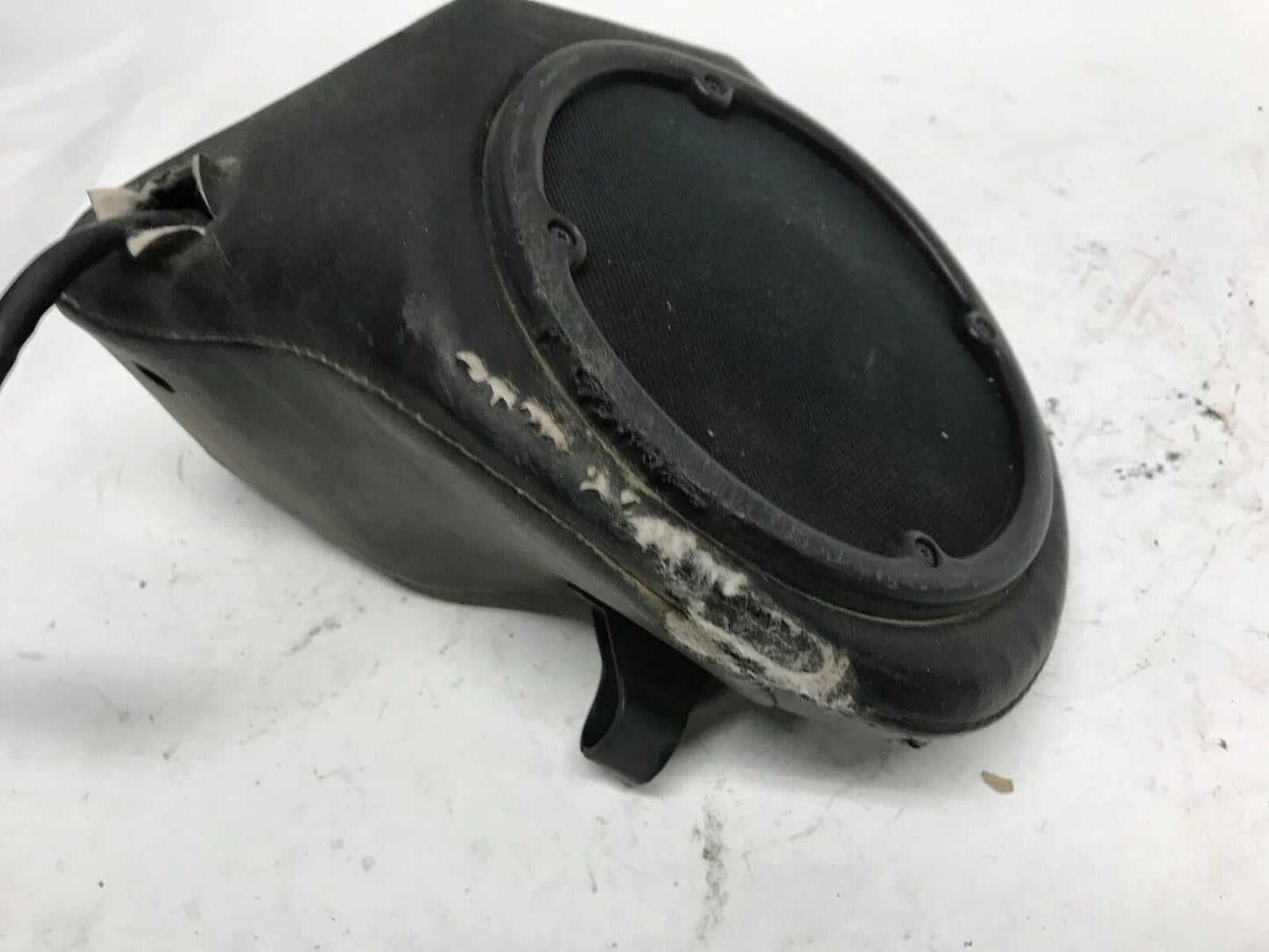 Harley Davidson Left Rear Speaker Housing Assembly 76287-06A