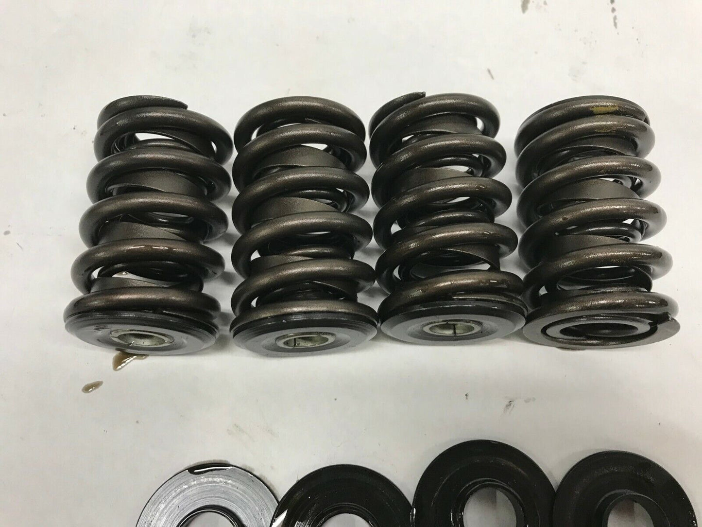 Harley Big Twin BT Double valve Springs w/ Ribbon Dampers and retainers