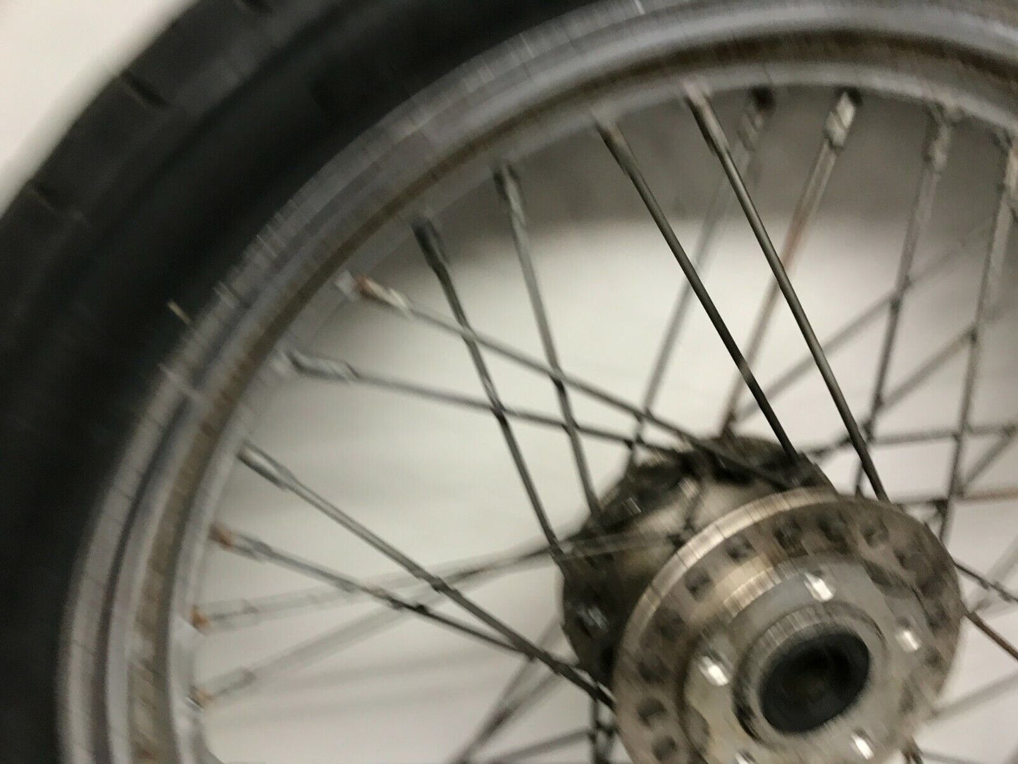 19” Harley Davidson Dual Disc Front Wheel 19x2.5 TLA  Dyna FXR FX sportster
