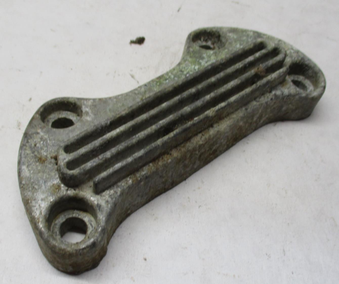 Harley-Davidson Shovelhead Ironhead Handlebar Riser Top Clamp Ribbed Slotted