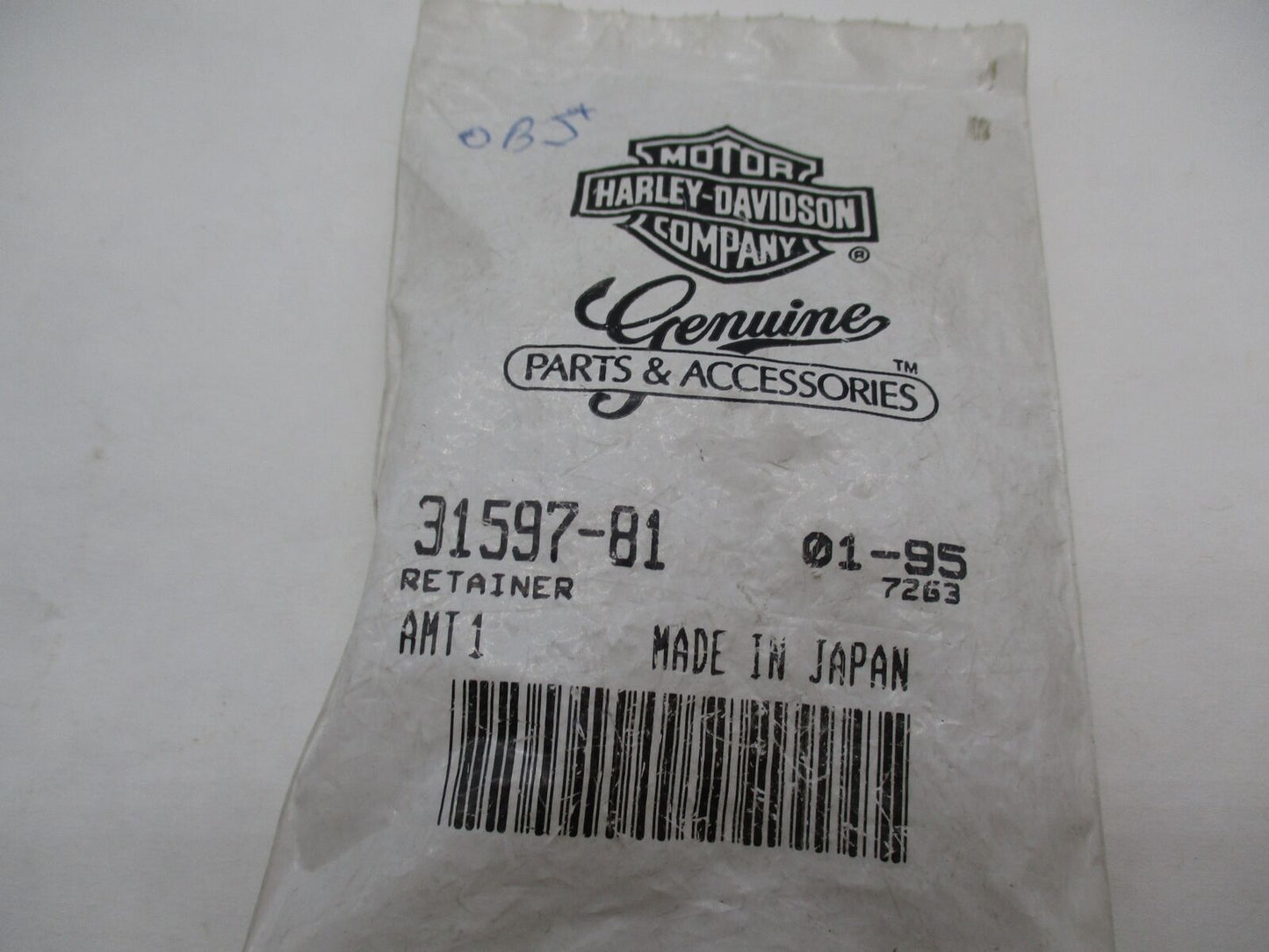 Harley Davidson Genuine NOS Retainer 31597-81