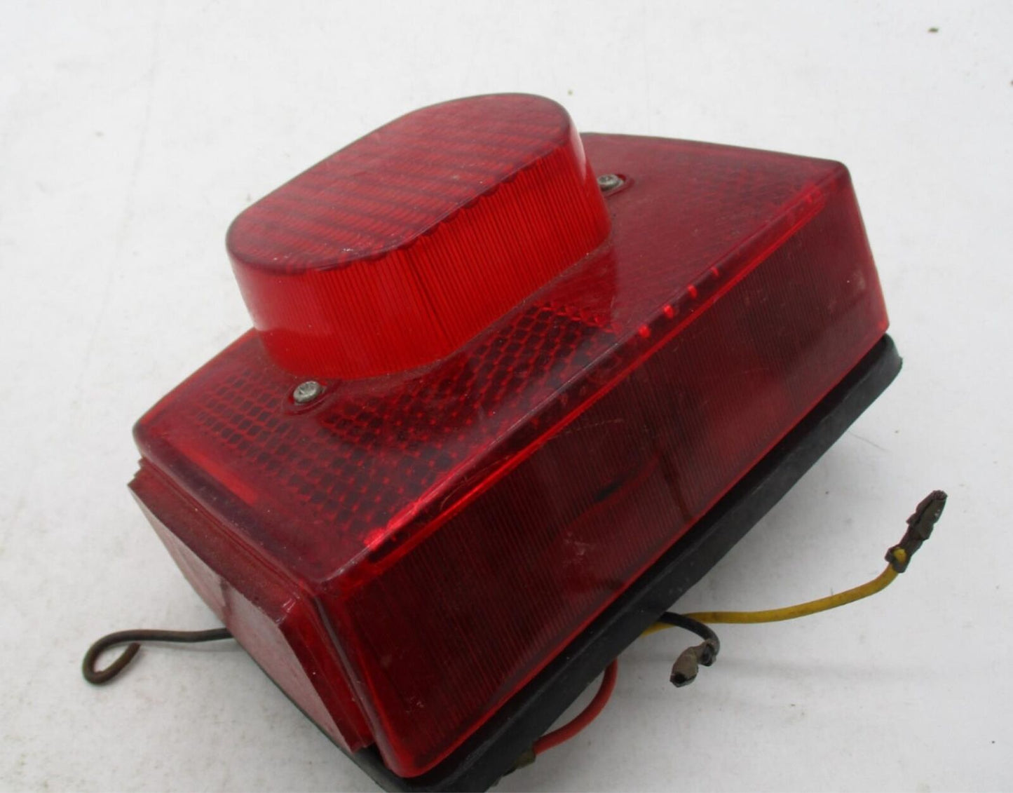 Taillight Brake/Stop Assembly for Triumph Norton l917 54584930 99-1257 99-7046