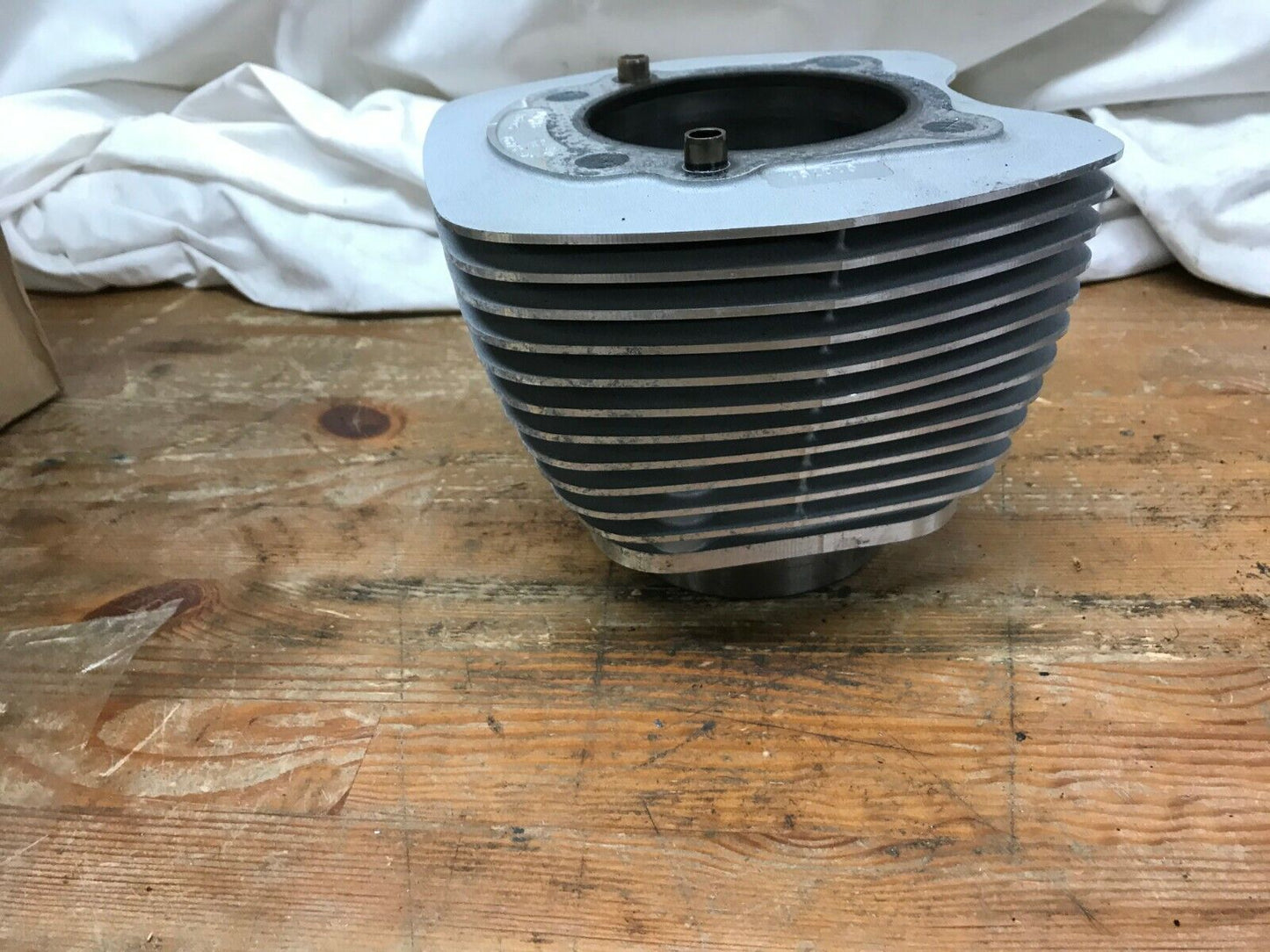 Harley Davidson Twin Cam Cylinder Jug 16593-99 Dyna Softail Touring Silver