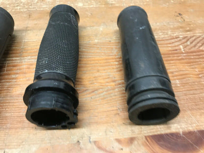 Lot of 3 OEM Harley HANDLE GUIDE TUBE GRIP Fits Multiple Models LT & RT Sides