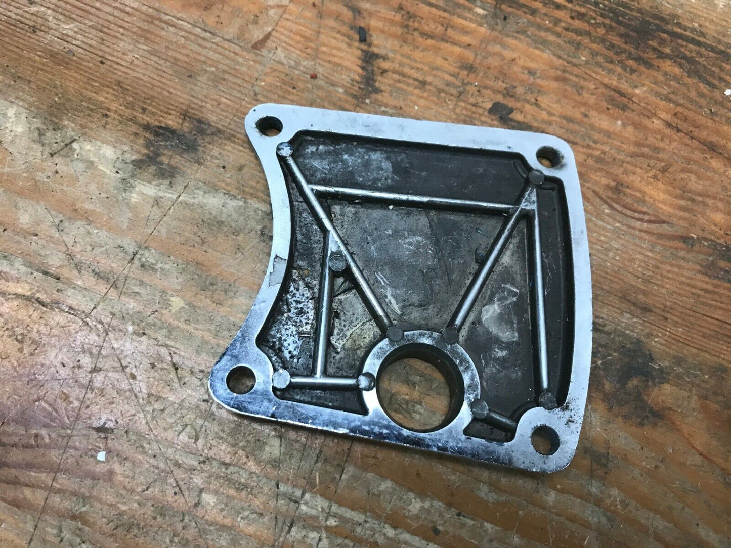 HARLEY DAVIDSON CHROME PRIMARY INSPECTION COVER w/ Foot Peg Hole Mount point