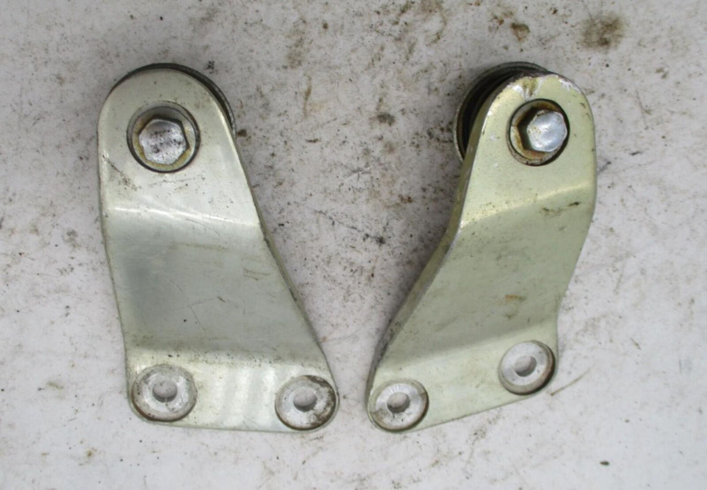 Set of Yamaha SRX 600 Headlight Stays  Mounts Brackets