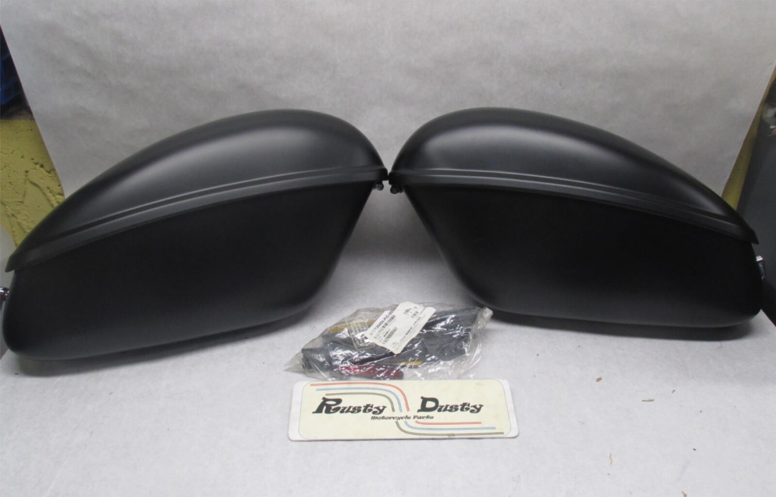 Harley hot sale deuce saddlebags