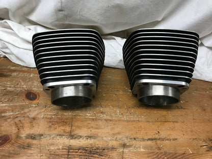 Harley Davidson Twin Cam Cylinders Jugs 16593-99 Dyna Softail Touring Excellent