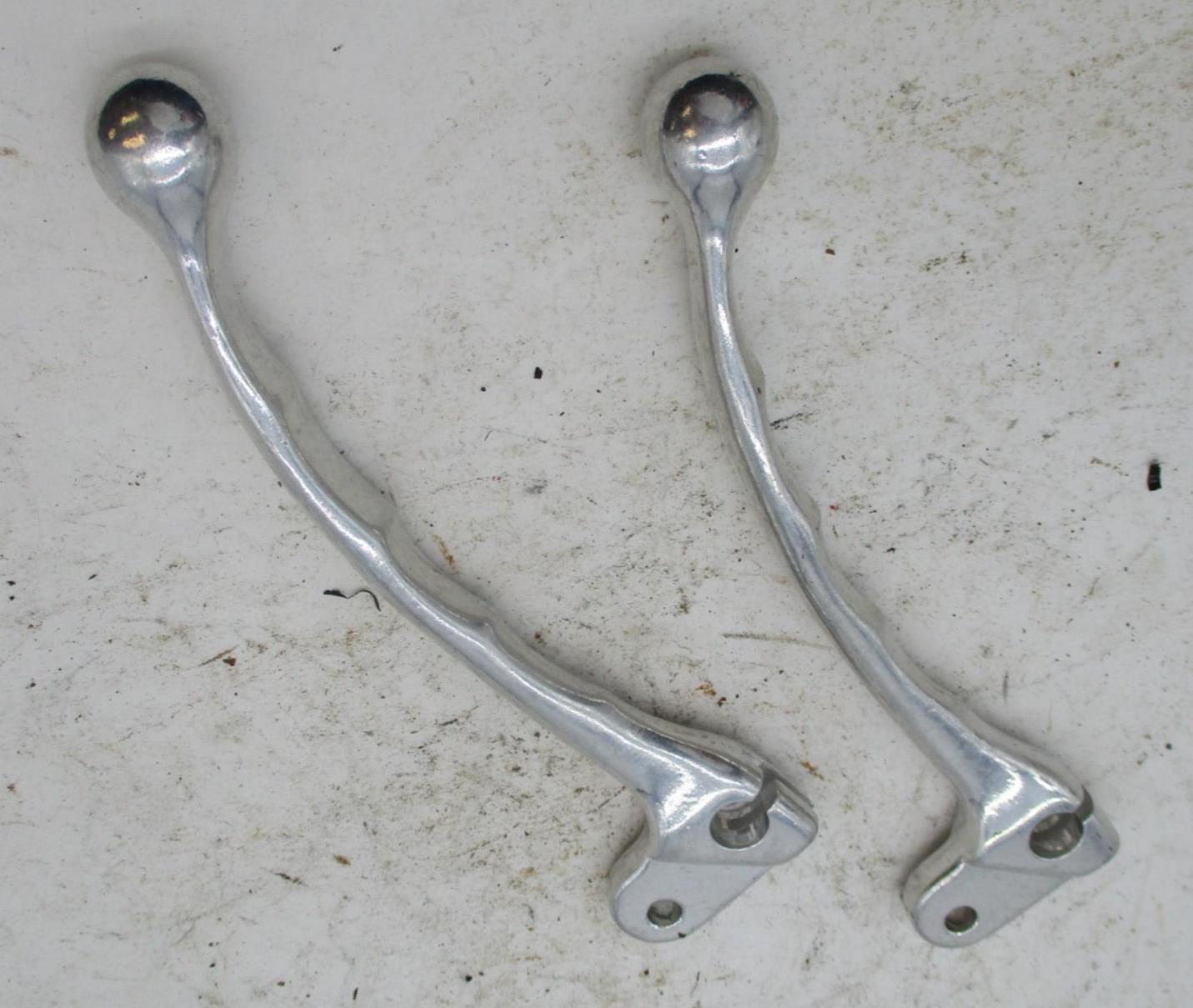 Pair Vintage BSA Triumph Polished Contoured Ergonomic Hand Levers Brake Clutch