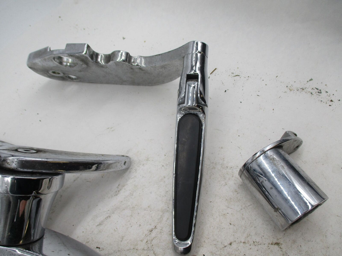 Set of Chrome Custom Forward Control Set for Harley Davidson Softail