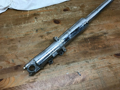 Harley Davidson Electra Glide FLHTI G5B3-10-R Right Fork Tube Slider Chrome