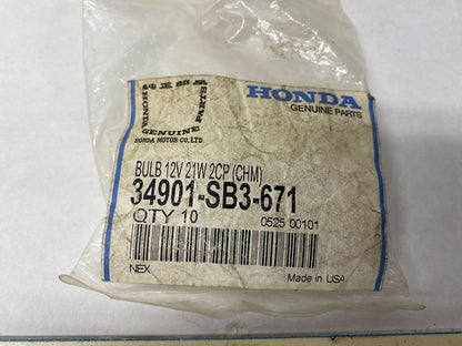 Lot of (4) Honda Genuine Bulbs 34901-SB3-671