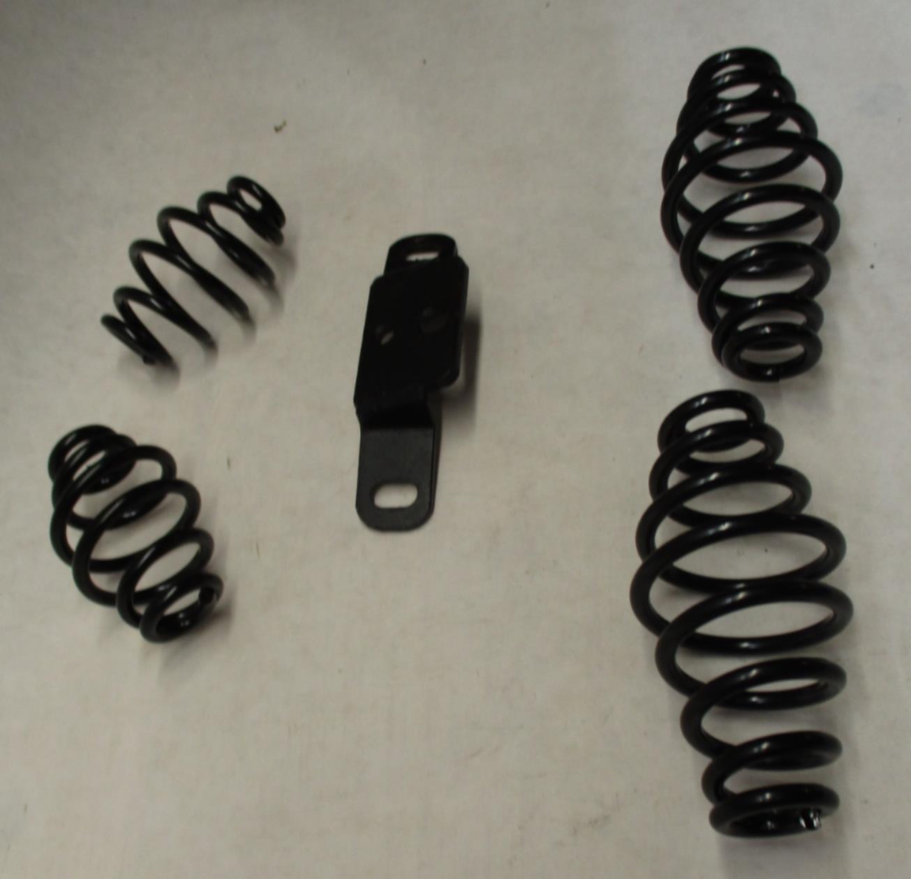 Harley Davidson Chopper Solo Set Black Seat Springs Hardware bracket