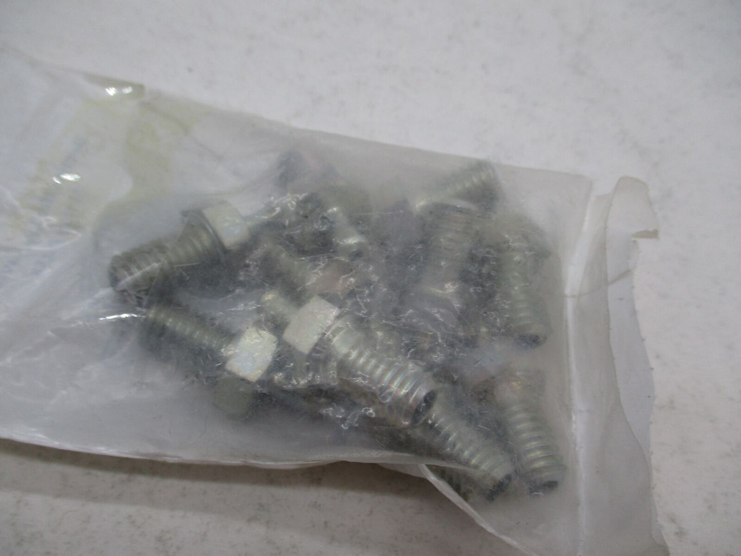 Lot of 10 Harley Davidson Genuine NOS Crankcase Vent Fitting Screws 34744-77