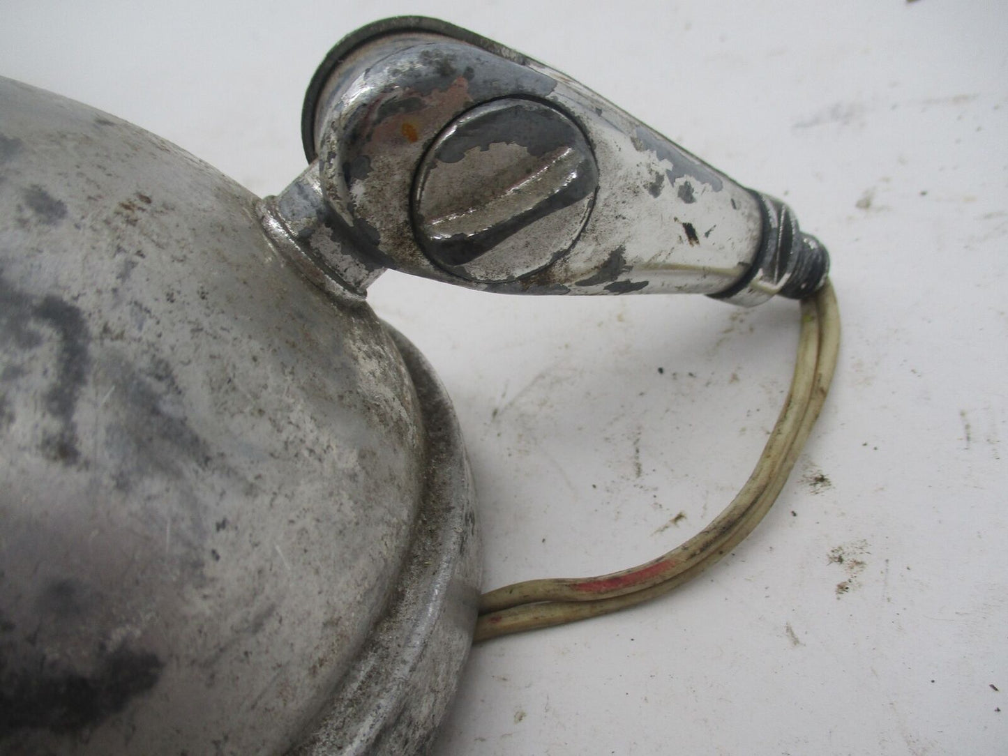 Harley Davidson Universal Spotlight Headlight Bucket Assembly with Pivot Bracket