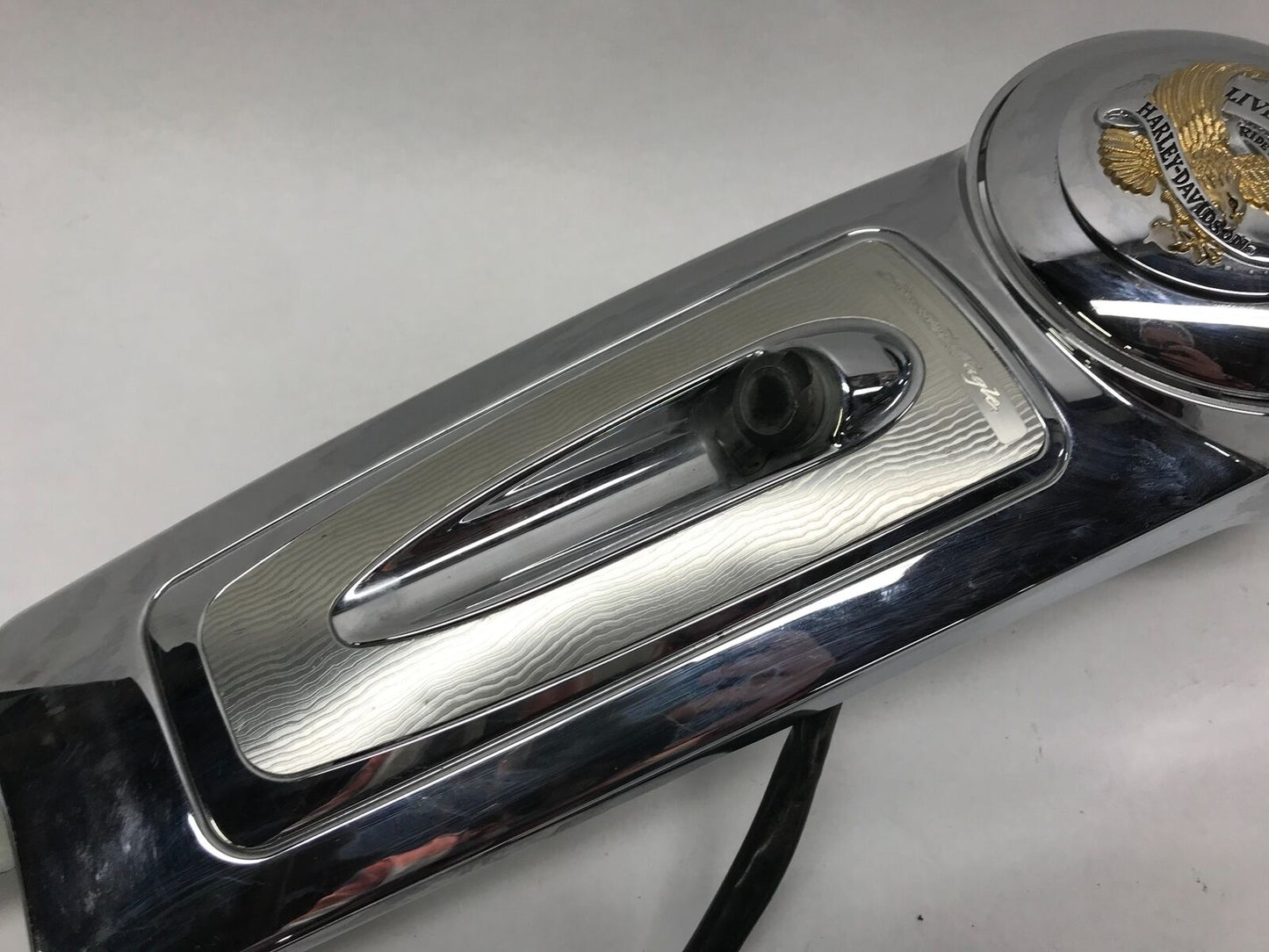 Harley Gas Fuel Tank Dash Console Screamin Eagle 61270-08 / 61278-08 / 77153-08