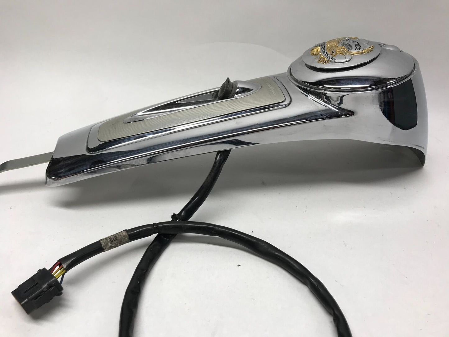 Harley Gas Fuel Tank Dash Console Screamin Eagle 61270-08 / 61278-08 / 77153-08