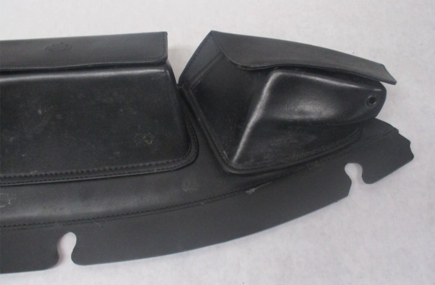Harley 2014-22 Genuine Leather 3 Pocket Batwing Windshield Fairing Pouch