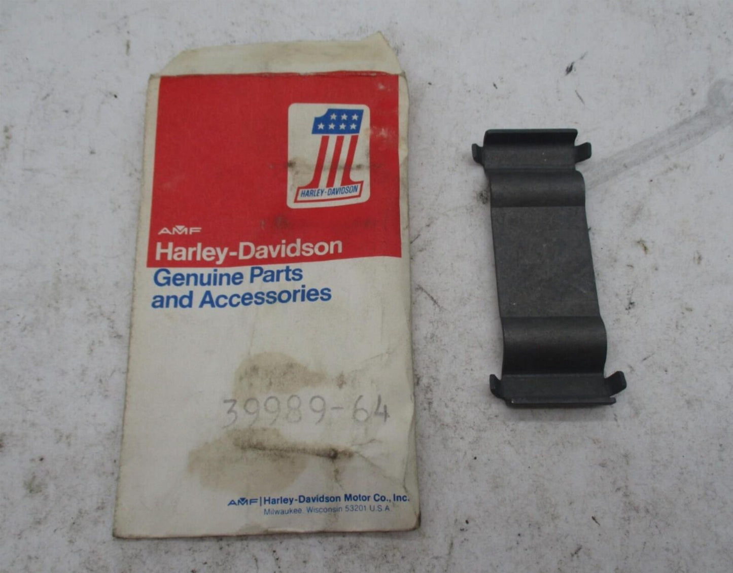 Harley Davidson Genuine NOS Chain Adjuster Lining Retainer 39989-64