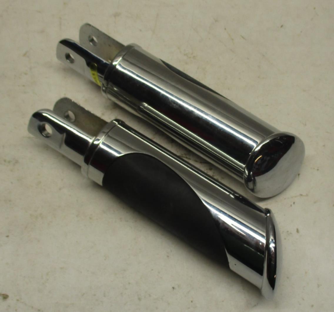 Pair of Harley Davidson Chrome Rubber Foot Pegs Foot Rests Female