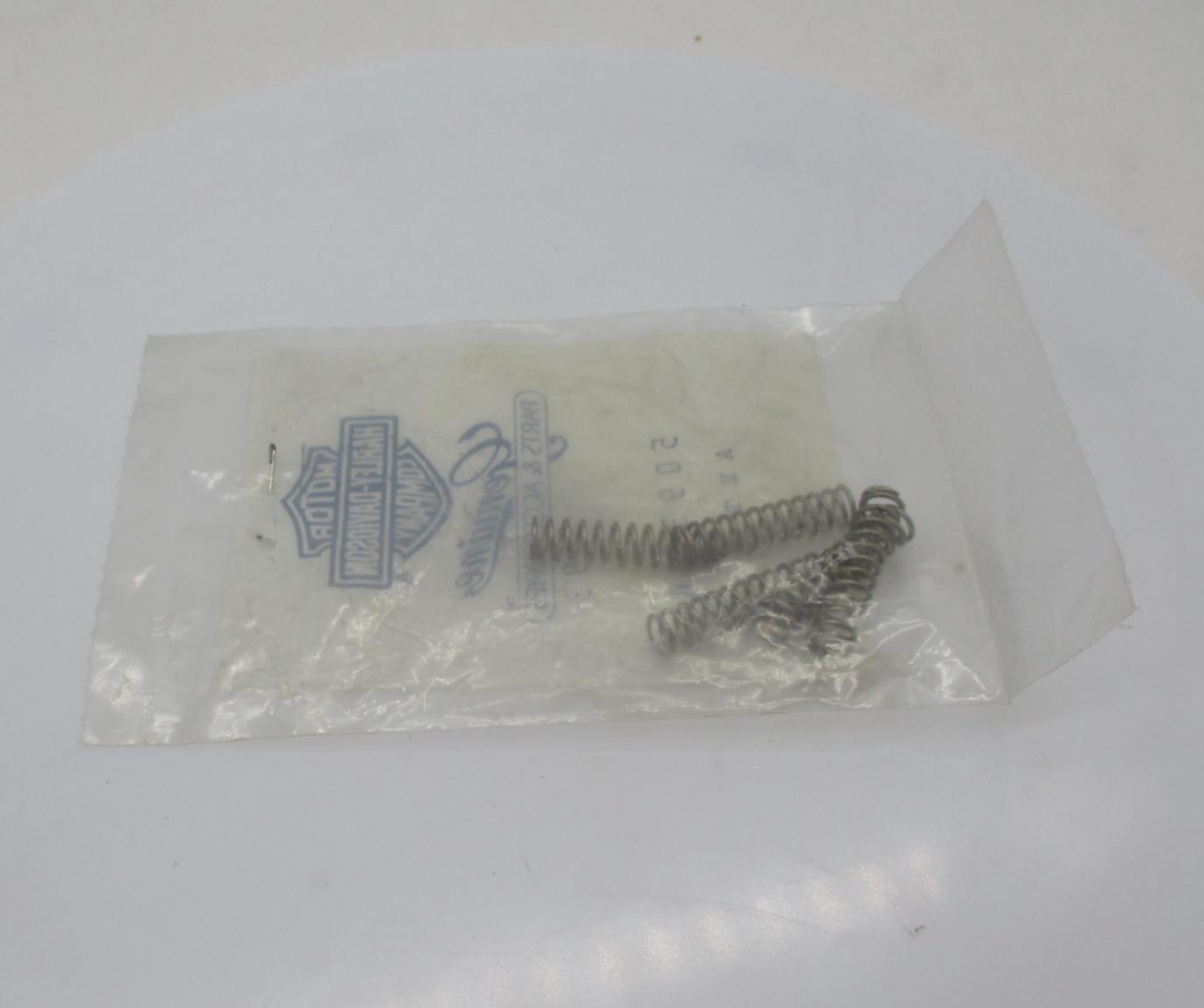 Pack of 5 Harley-Davidson Genuine NOS Footboard Springs 50932-86
