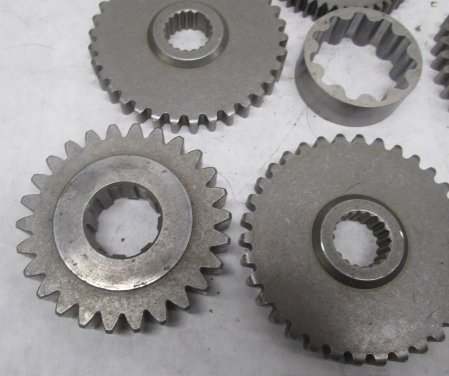 Mixed Lot of Harley Davidson Transmission Oil Pump Gears Sprockets