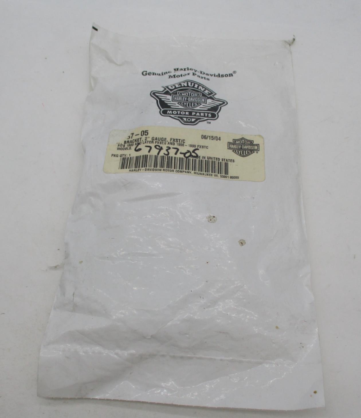 Harley Davidson Genuine NOS 1.5" Gauge Bracket FXST FXSTC  67937-05