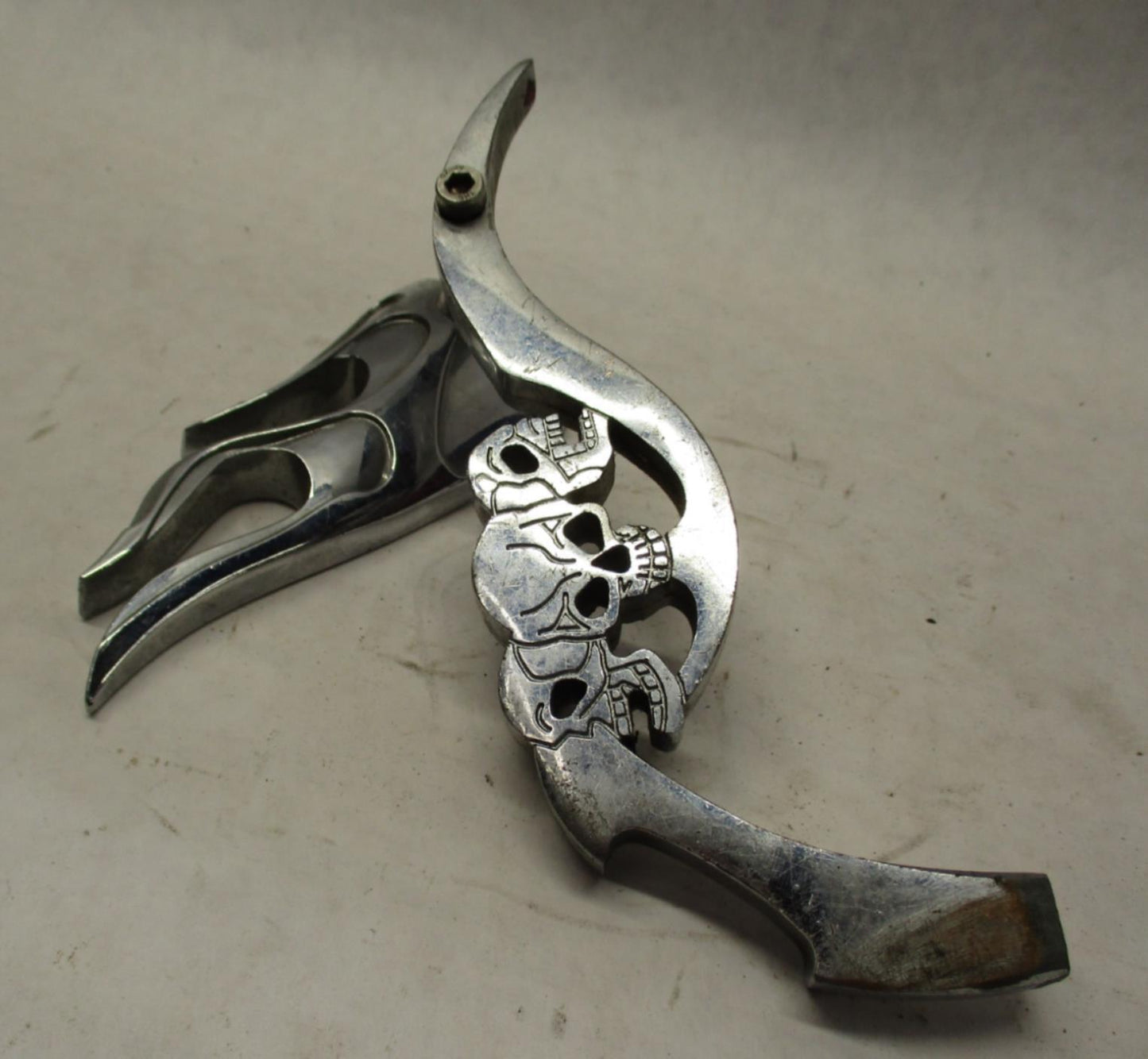 Left Side Harley Chopper Custom Flame Mirror Skull Mirror